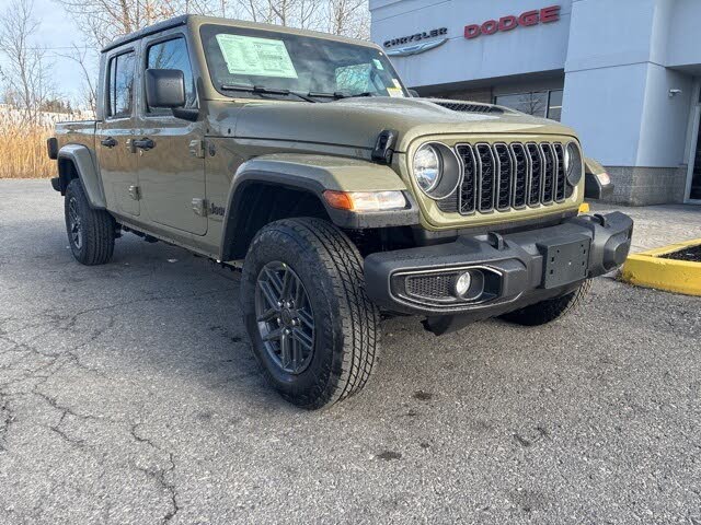 2026 Jeep Gladiator Sport S Crew Cab 4WD