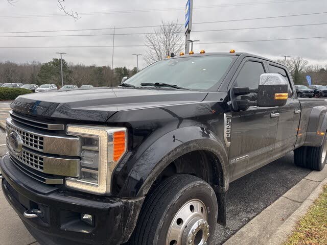2019 Ford F-450 Super Duty Platinum Crew Cab LB DRW 4WD