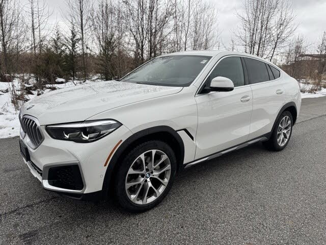 2022 BMW X6 xDrive40i AWD