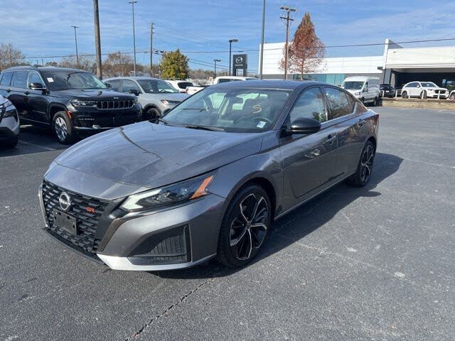 2023 Nissan Altima 2.5 SR FWD