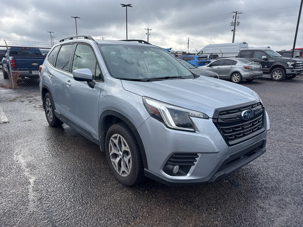 2023 Subaru Forester Premium Crossover AWD