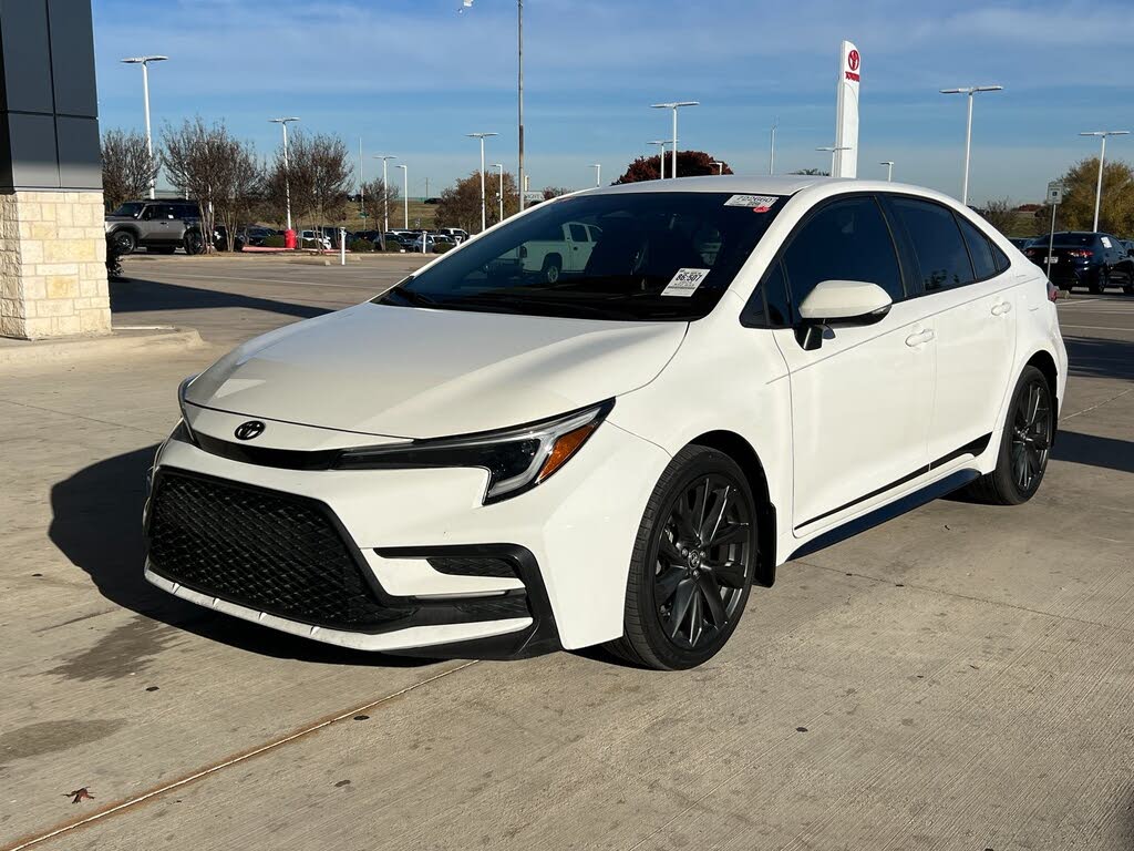 2024 Toyota Corolla SE FWD