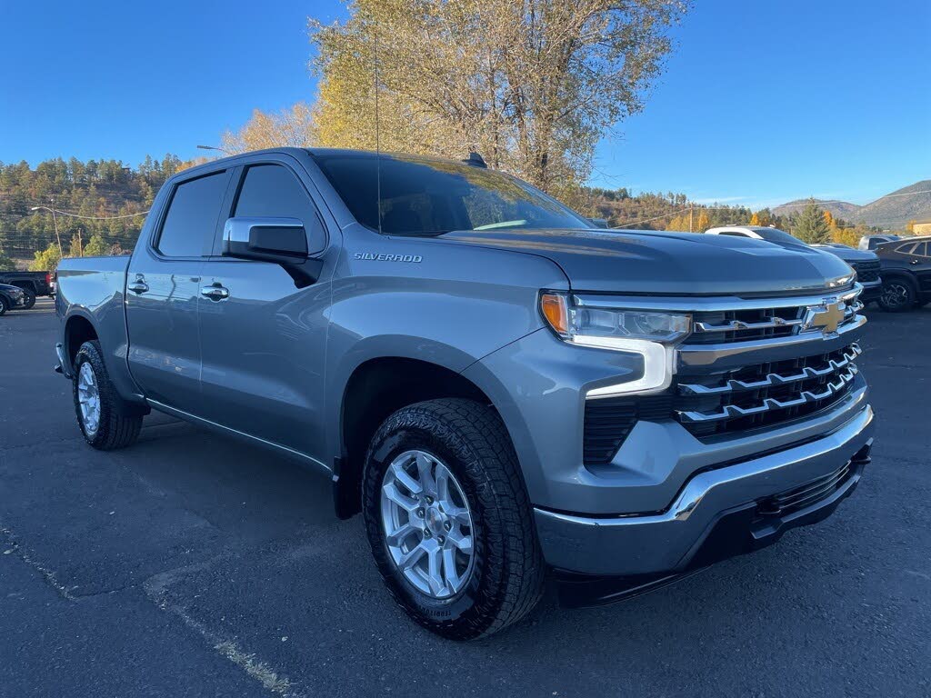2025 Chevrolet Silverado 1500 LT Crew Cab 4WD