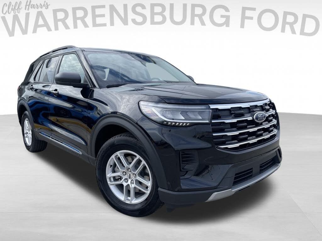 2025 Ford Explorer Active AWD