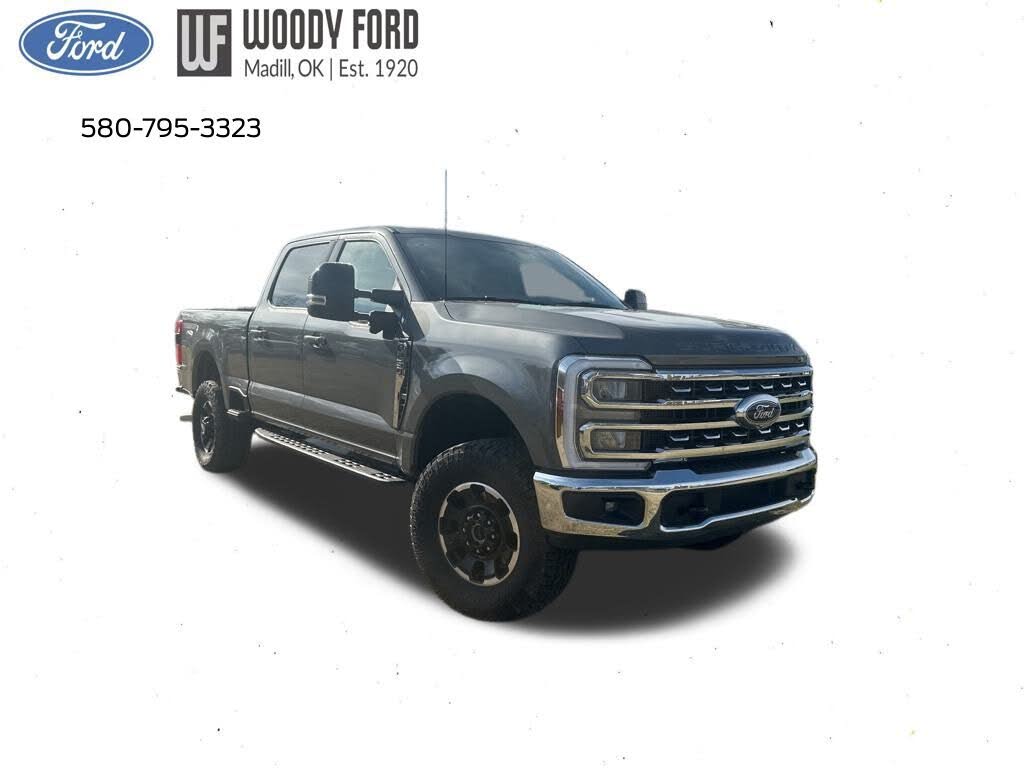 2025 Ford F-250 Super Duty Lariat Crew Cab 4WD