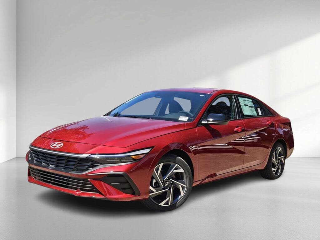 2025 Hyundai Elantra SEL Sport FWD