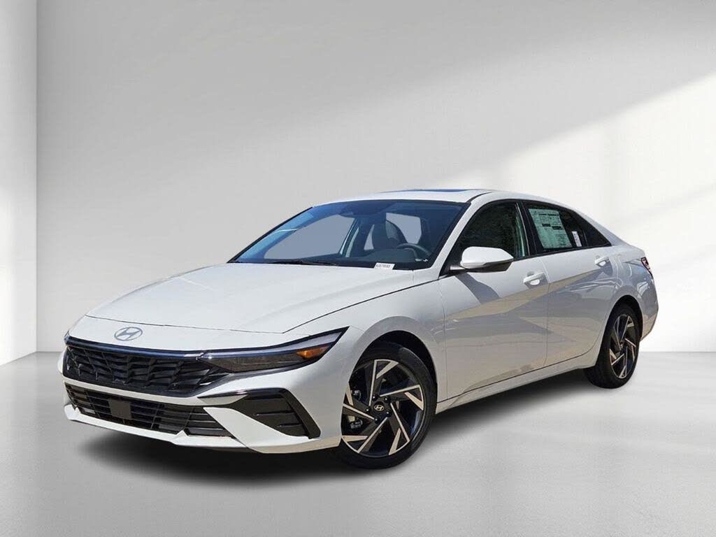 2025 Hyundai Elantra Limited FWD