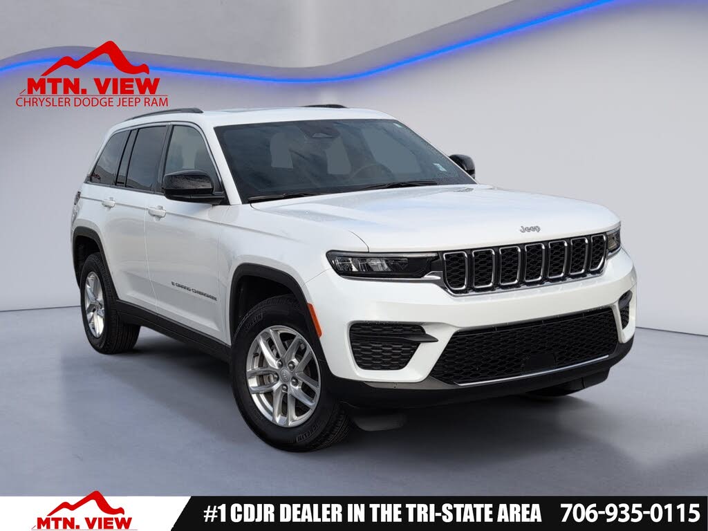 2025 Jeep Grand Cherokee Laredo 4WD
