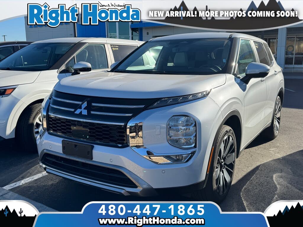 2025 Mitsubishi Outlander SE FWD