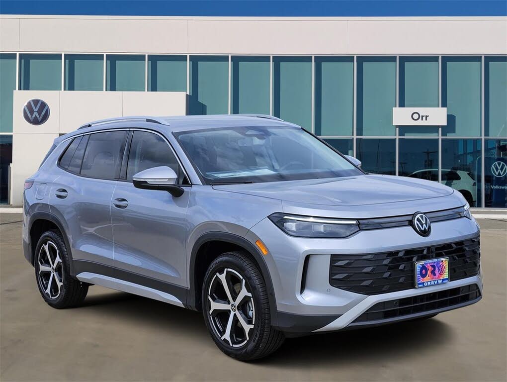 2025 Volkswagen Tiguan SE FWD