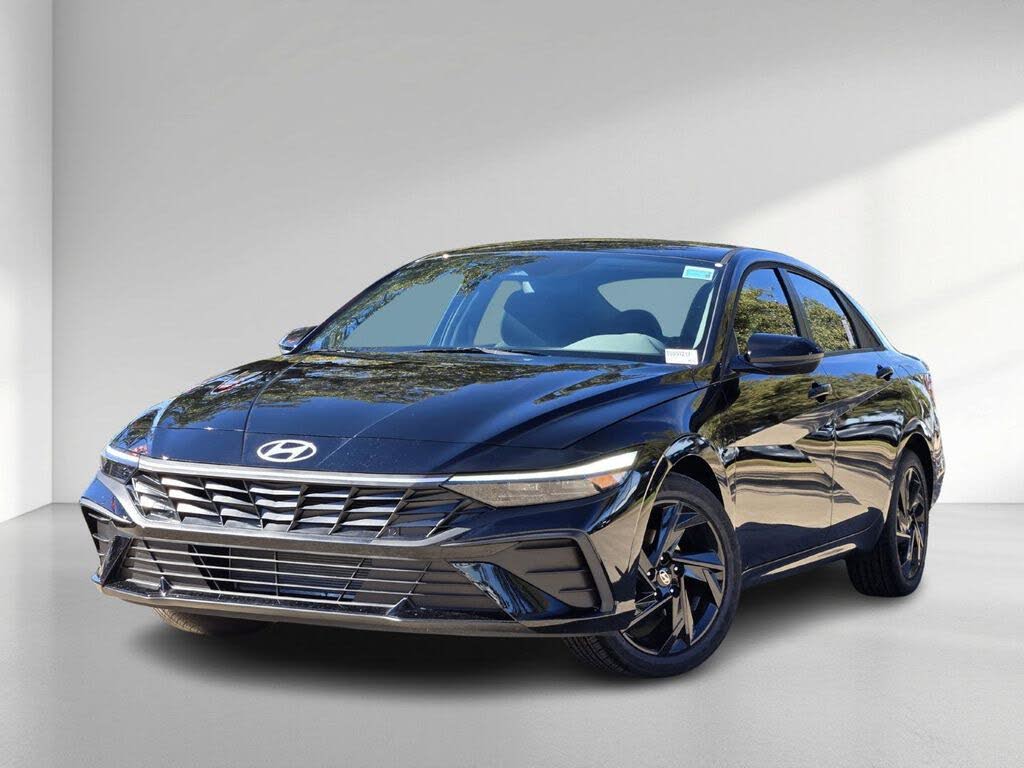 2026 Hyundai Elantra SEL Sport FWD
