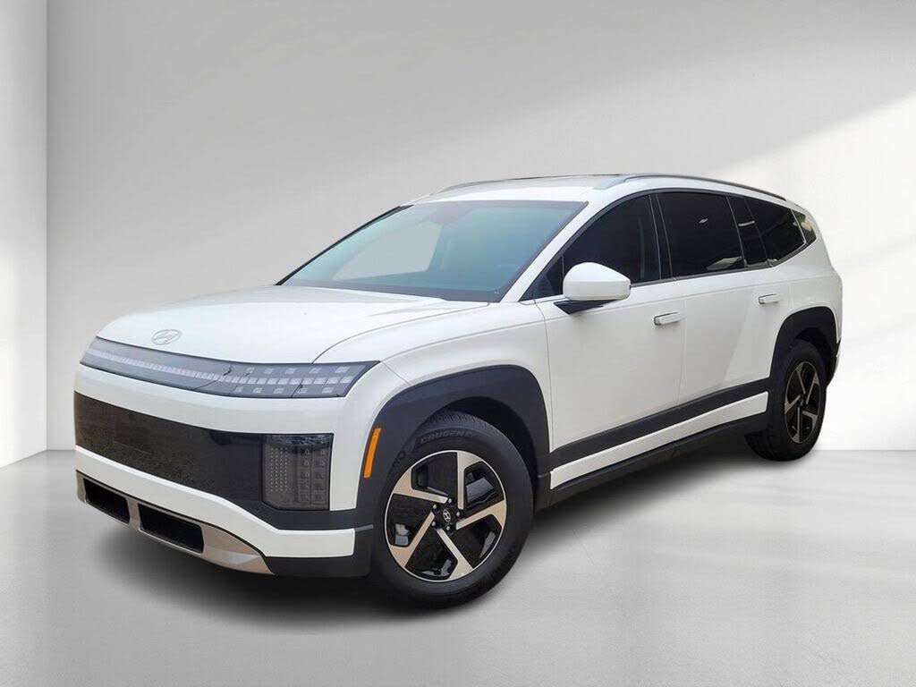 2026 Hyundai Ioniq 9 SE AWD