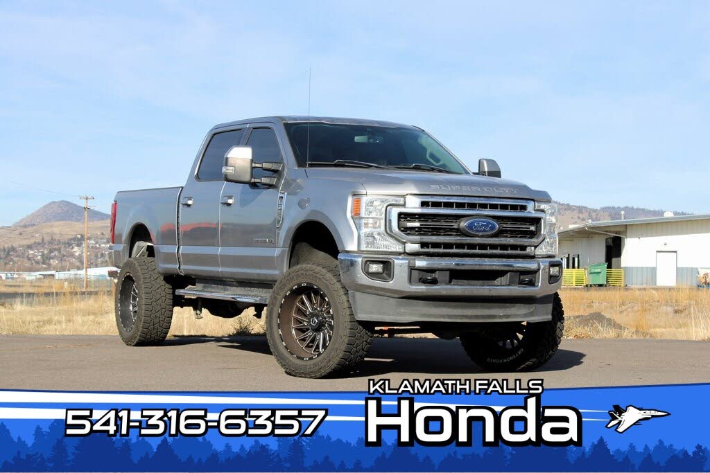 2020 Ford F-250 Super Duty Lariat Crew Cab 4WD