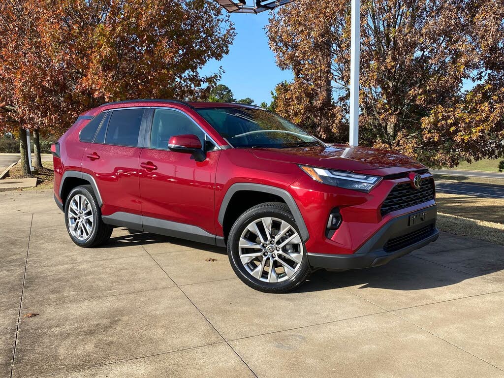 2022 Toyota RAV4 XLE Premium FWD