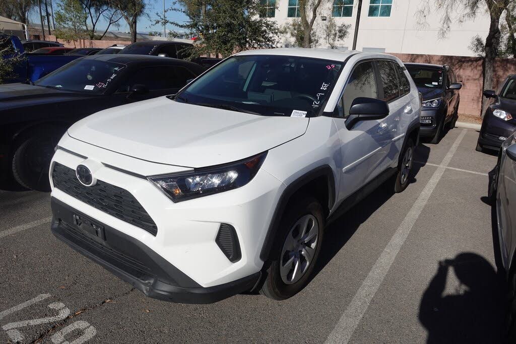 2022 Toyota RAV4 LE FWD