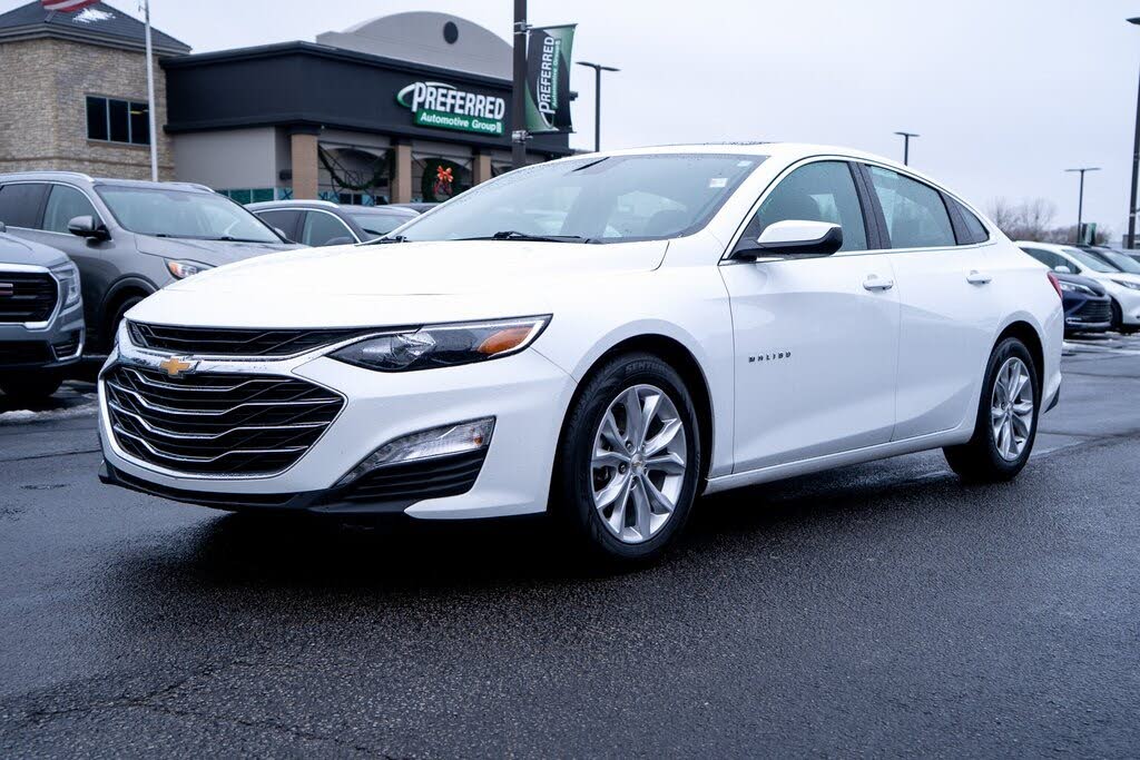 2024 Chevrolet Malibu LT with 1LT FWD