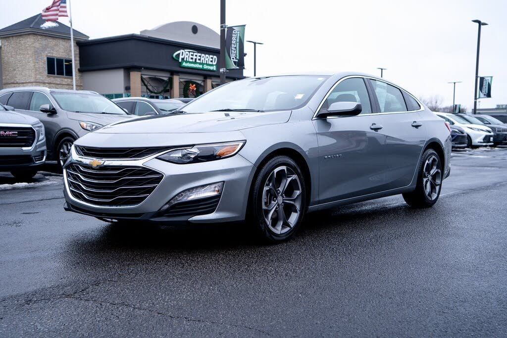 2024 Chevrolet Malibu LT with 1LT FWD