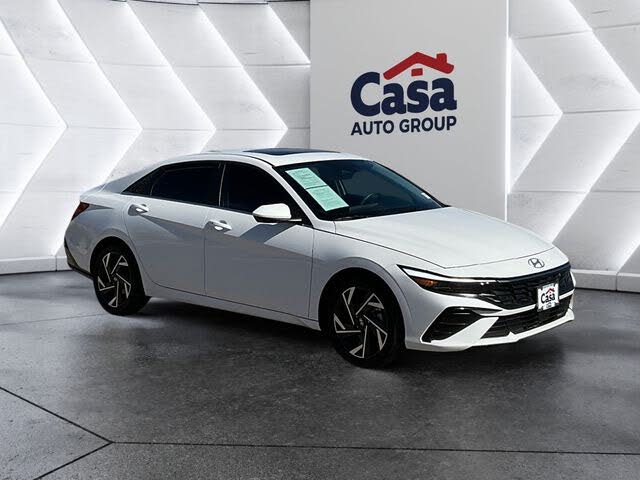 2024 Hyundai Elantra SEL FWD