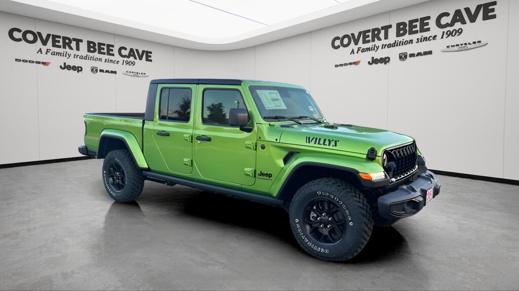 2025 Jeep Gladiator Willys Crew Cab 4WD