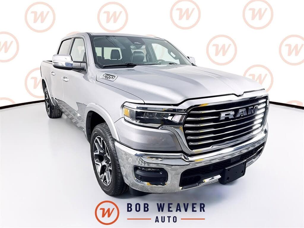 2025 RAM 1500 Laramie Crew Cab 4WD