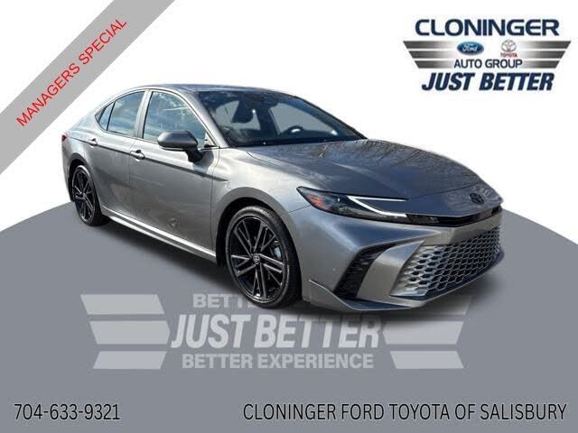 2025 Toyota Camry XSE FWD