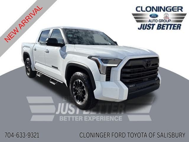 2025 Toyota Tundra SR5 CrewMax Cab RWD