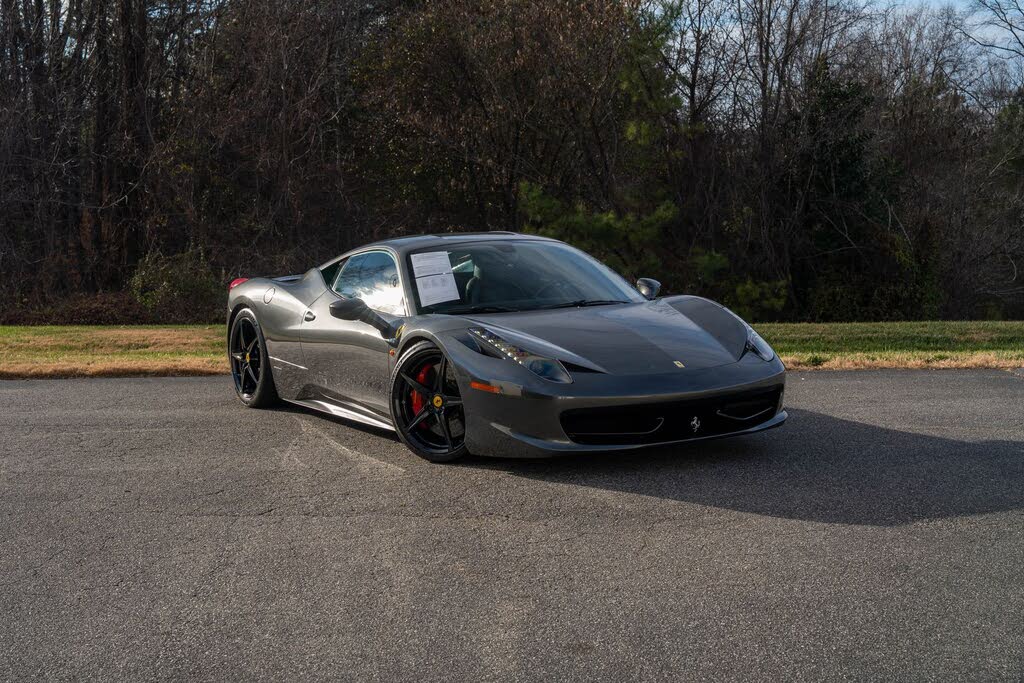 2011 Ferrari 458 Italia Coupe RWD