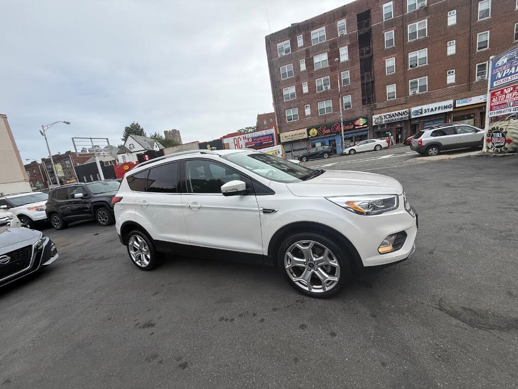 2019 Ford Escape Titanium AWD