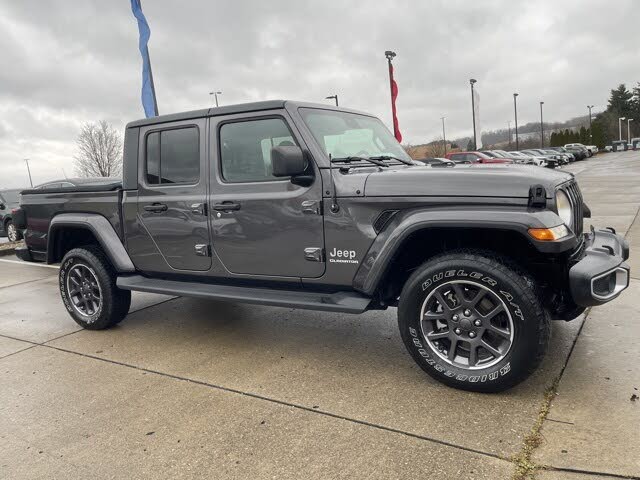 2020 Jeep Gladiator Overland Crew Cab 4WD