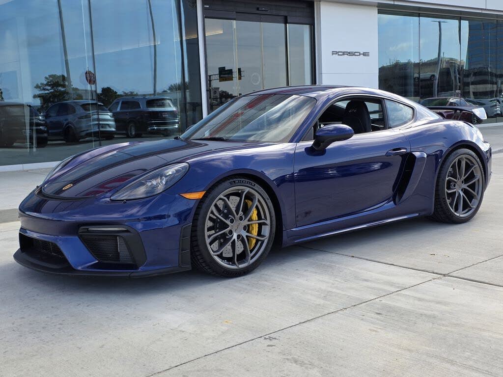 2021 Porsche 718 Cayman GT4 RWD