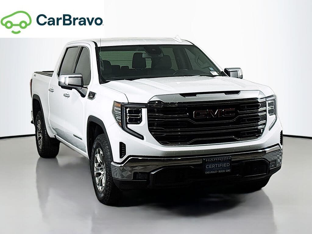 2022 GMC Sierra 1500 SLT Crew Cab 4WD