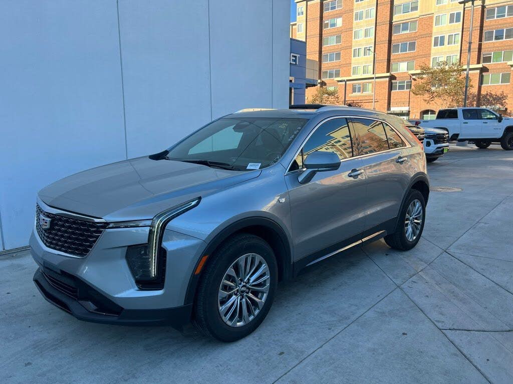 2024 Cadillac XT4 Premium Luxury FWD