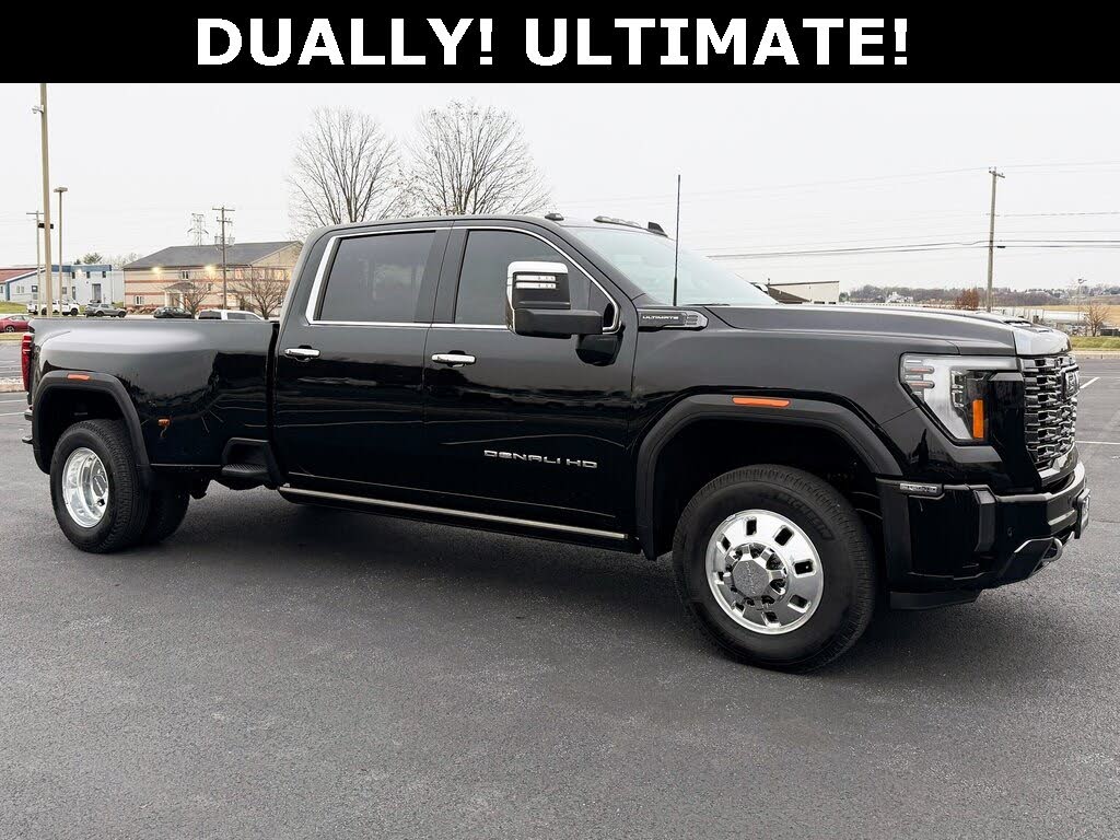 2024 GMC Sierra 3500HD Denali Ultimate Crew Cab 4WD