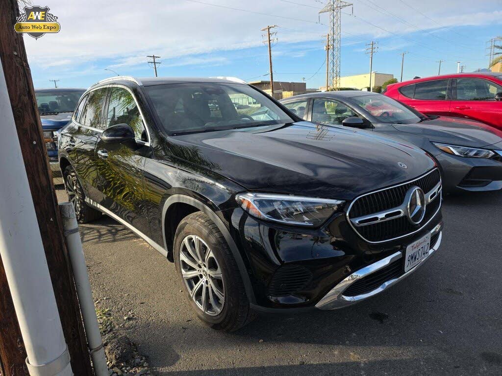 2024 Mercedes-Benz GLC 300 RWD
