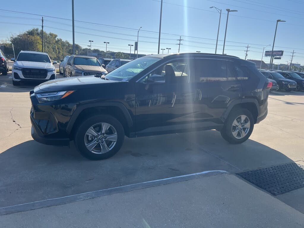 2024 Toyota RAV4 XLE FWD