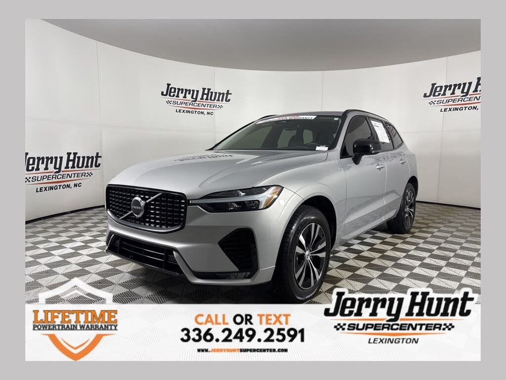 2024 Volvo XC60 B5 Core Dark Theme AWD