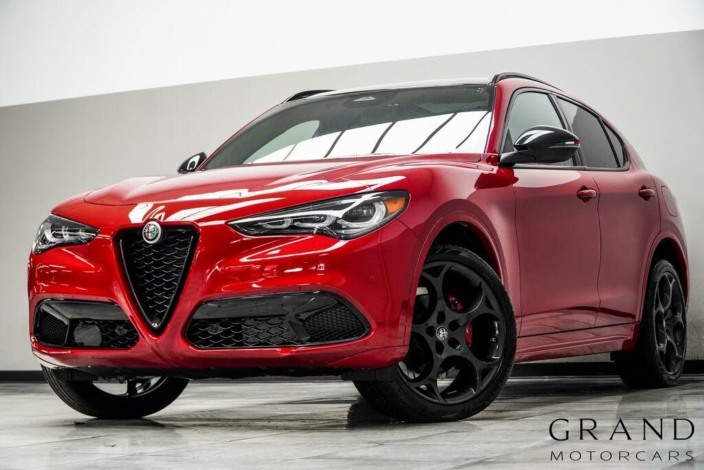 2025 Alfa Romeo Stelvio Tributo Italiano AWD