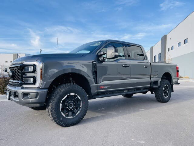 2025 Ford F-350 Super Duty Lariat Crew Cab 4WD
