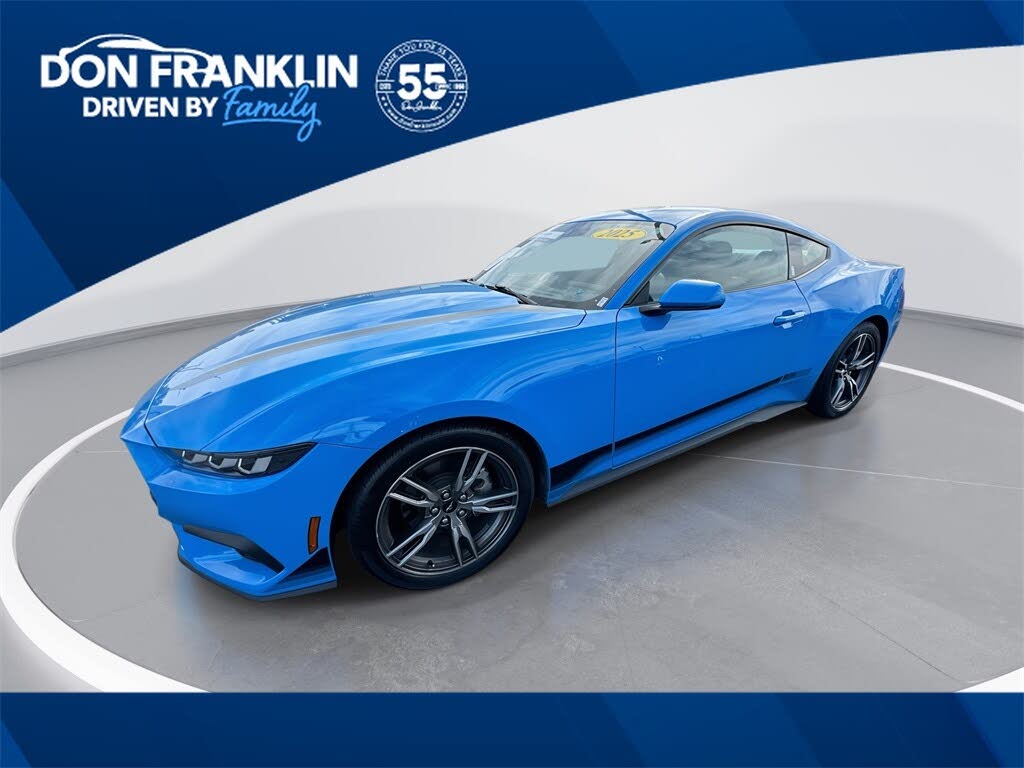 2025 Ford Mustang EcoBoost Fastback RWD