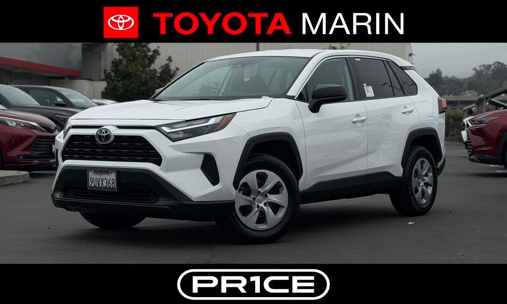 2025 Toyota RAV4 LE AWD
