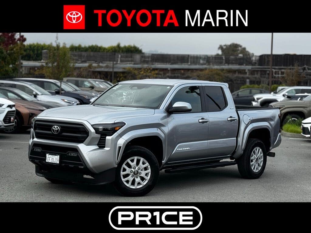 2025 Toyota Tacoma SR5 Double Cab 4WD