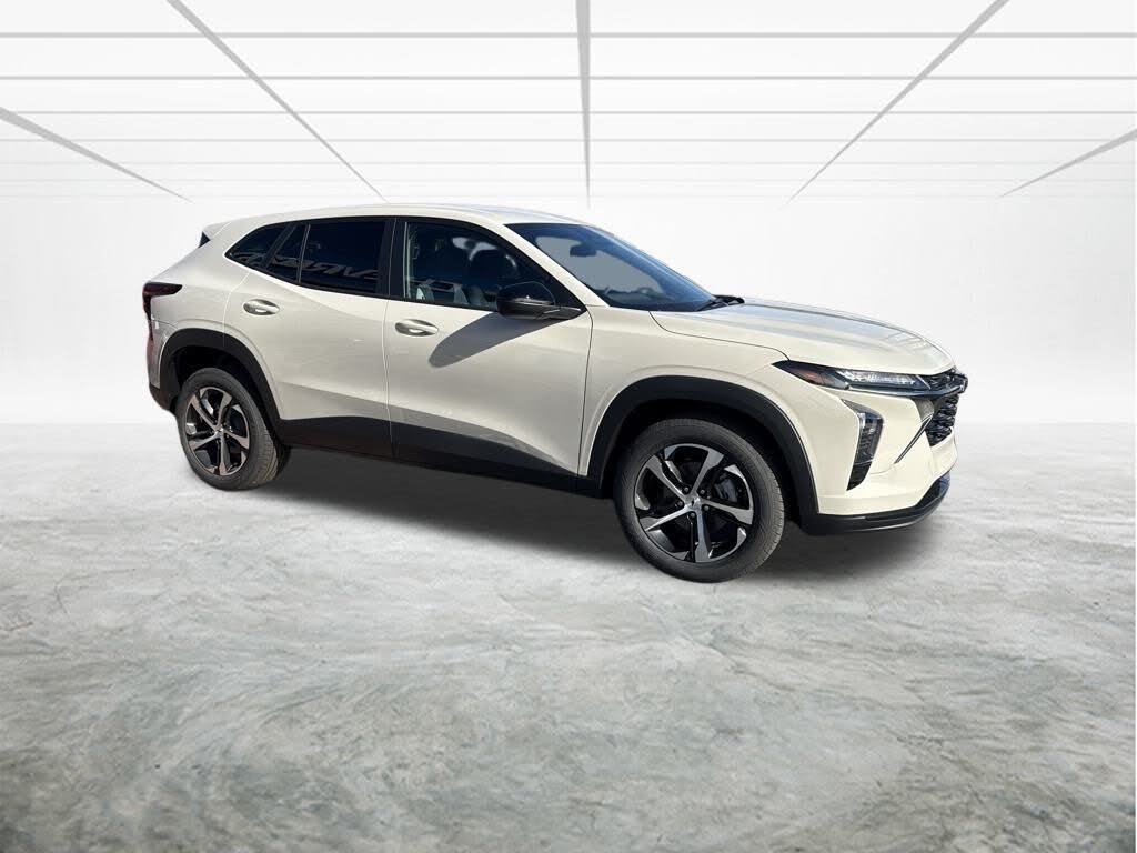 2026 Chevrolet Trax RS with 1RS FWD