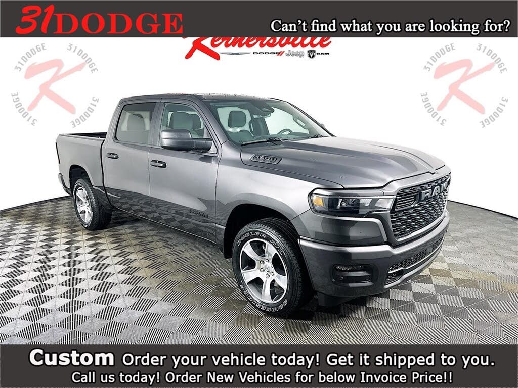 2026 RAM 1500 Express Crew Cab RWD