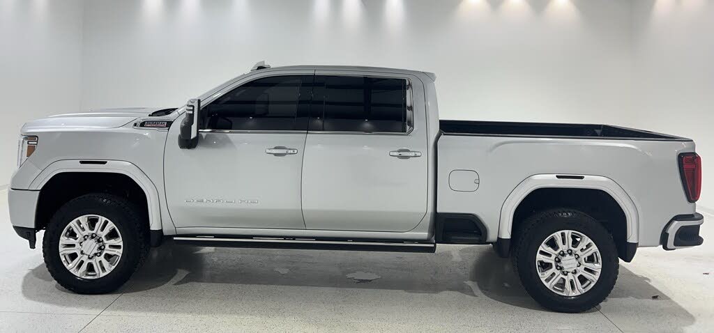 2022 GMC Sierra 2500HD Denali Crew Cab 4WD