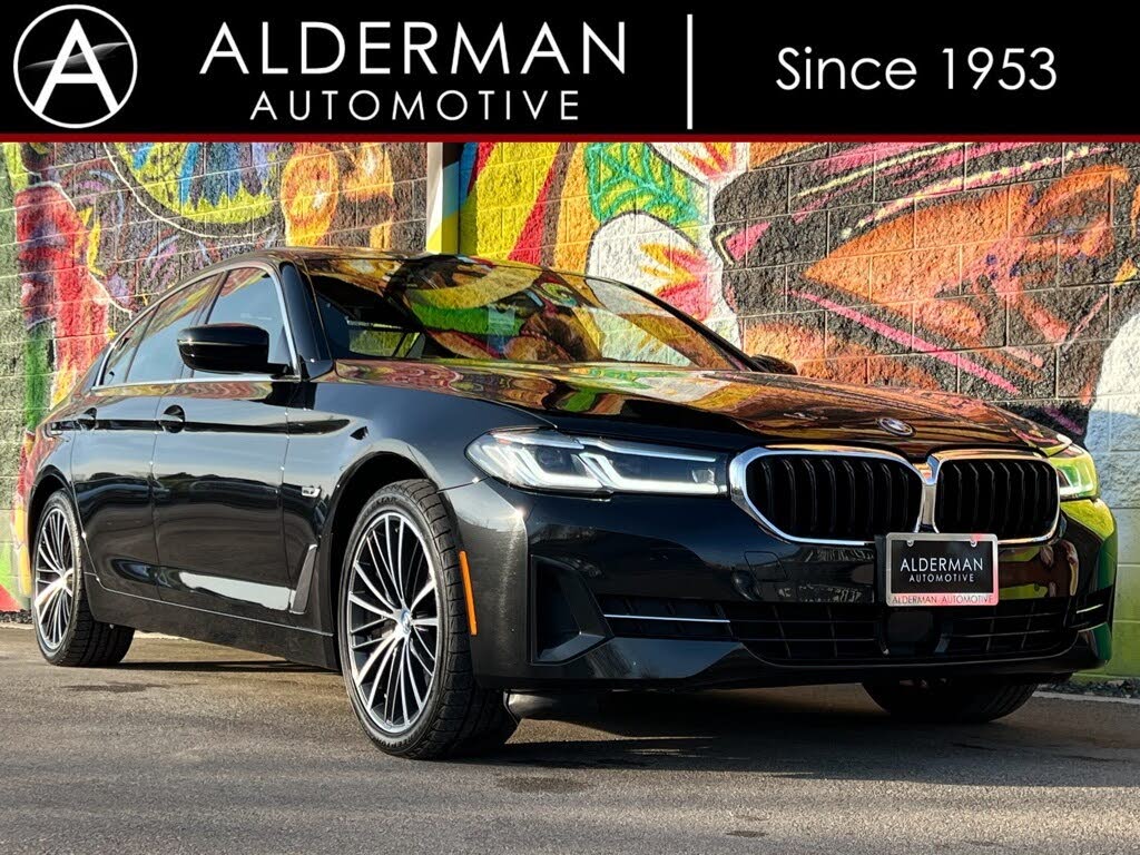 2023 BMW 5 Series 530e xDrive Hybrid Plug-in AWD