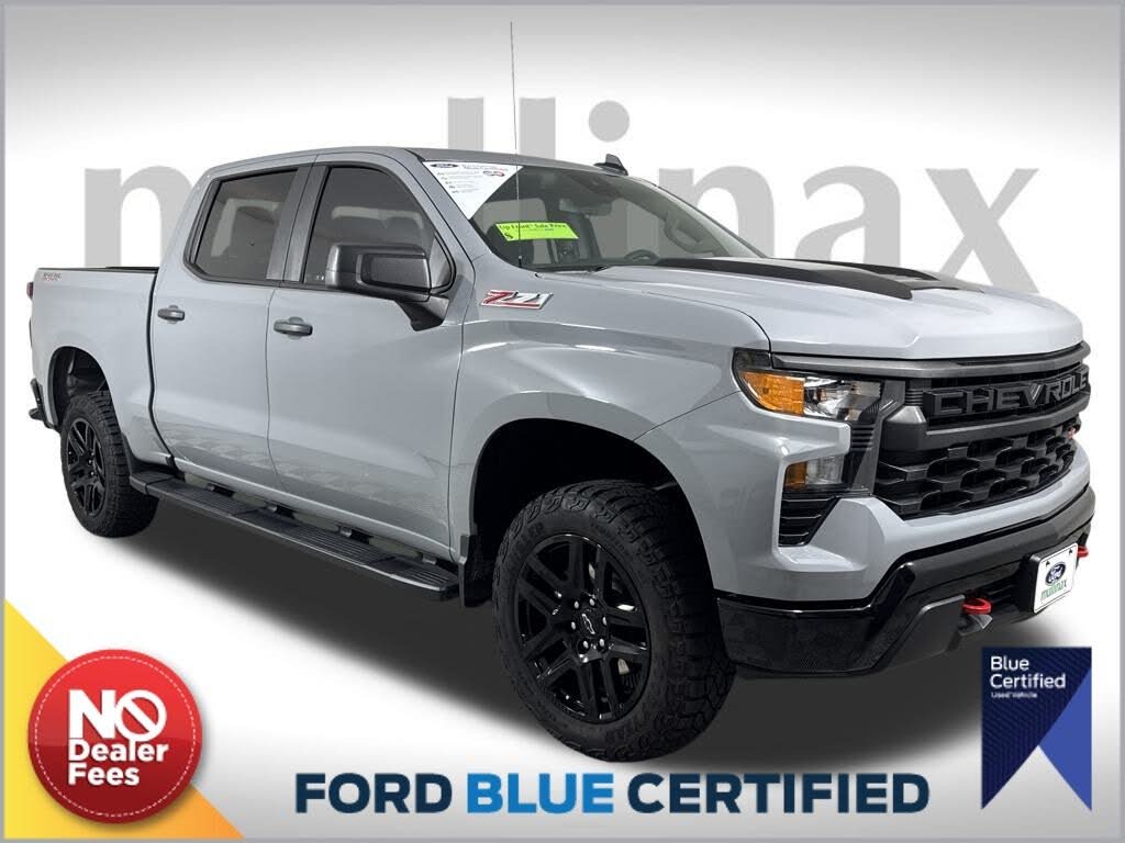 2024 Chevrolet Silverado 1500 Custom Trail Boss Crew Cab 4WD