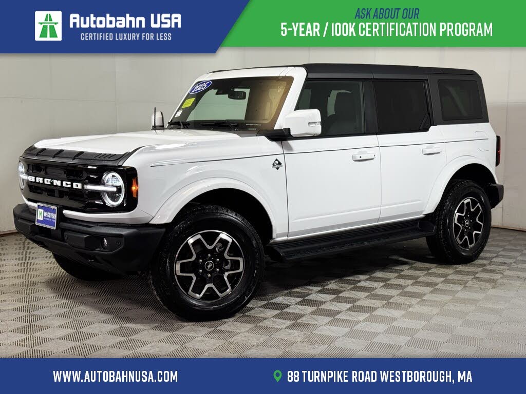2025 Ford Bronco Outer Banks 4-Door 4WD