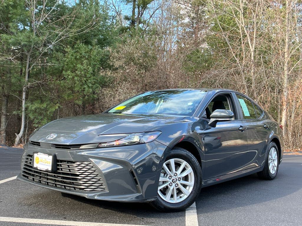 2025 Toyota Camry LE AWD