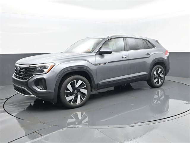 2025 Volkswagen Atlas Cross Sport SE 4Motion with Technology