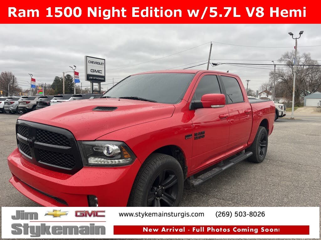 2017 RAM 1500 Night Crew Cab 4WD
